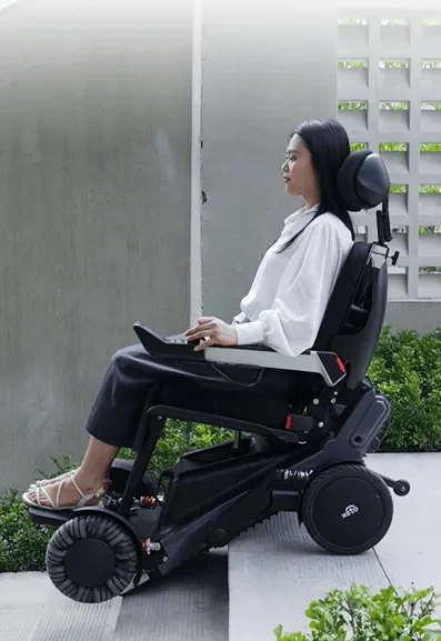 Poylin PX12 Merdiven inen Çıkabilen Akülü Tekerlekli Sandalye görsel 5